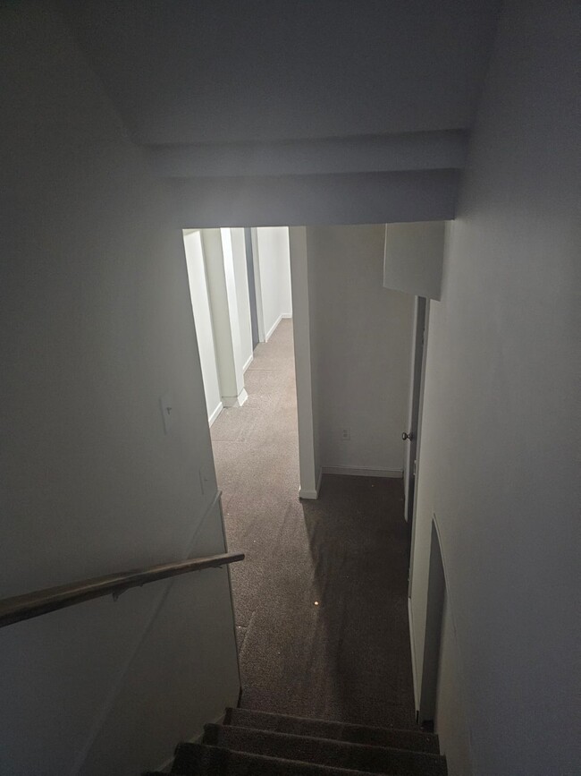 Building Photo - 10800 Joyceton Ct