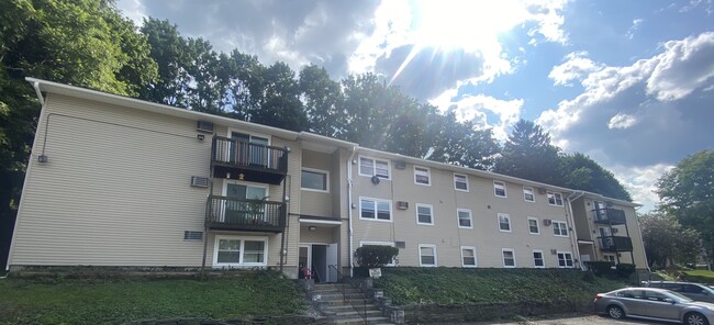 Building Photo - Arbor Heights Apartments