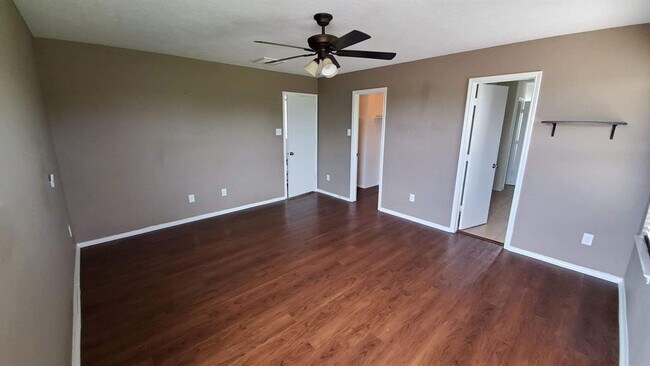 Foto del edificio - 12626 Skyview Creek Ct