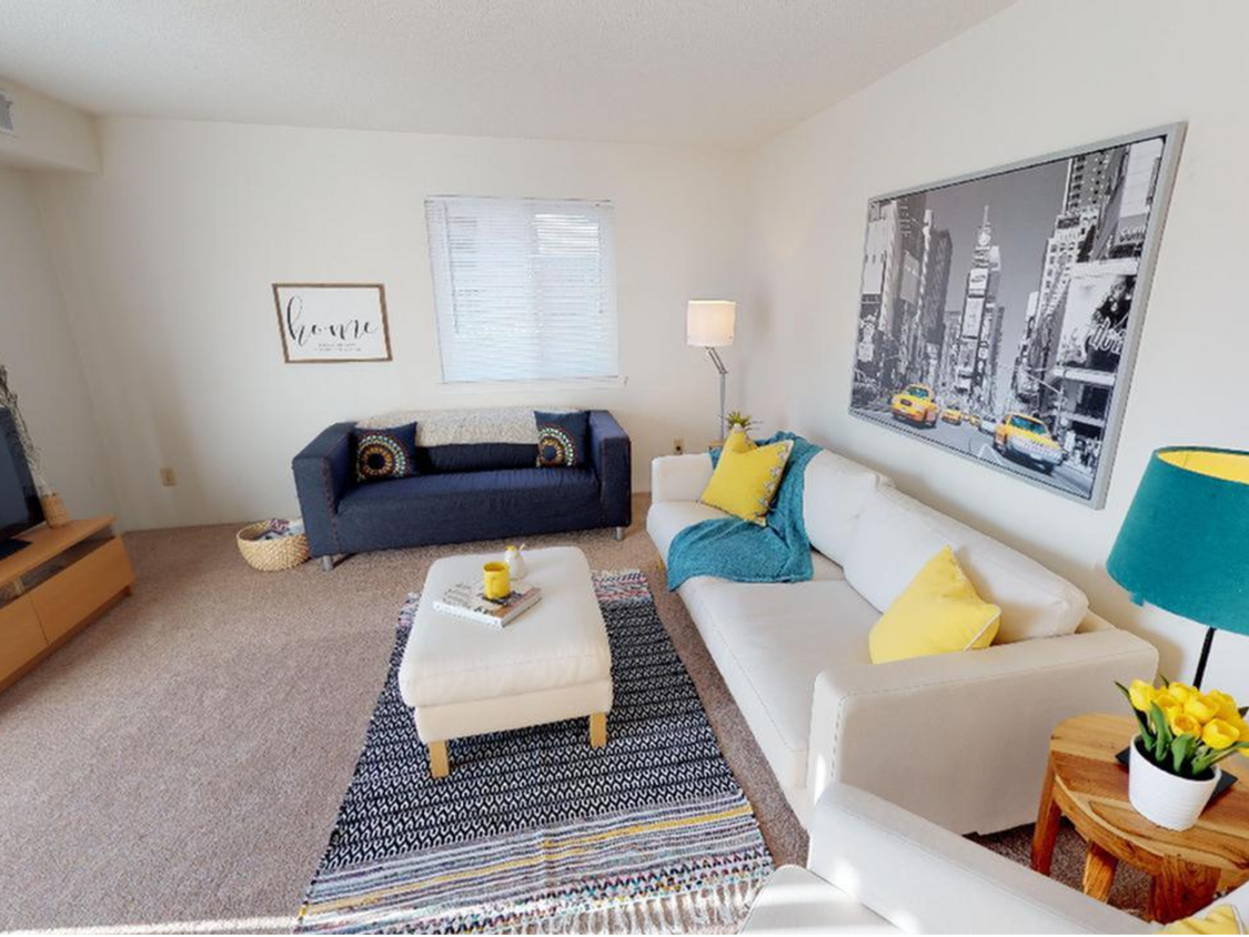 Timber Lake Apartments in East Lansing, MI