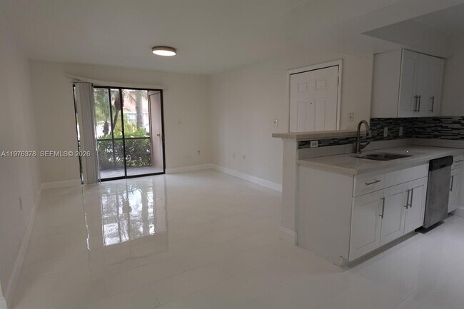 Foto del edificio - 15560 SW 104th Terrace