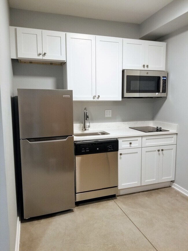 Foto del edificio - 5240 N Winthrop Ave