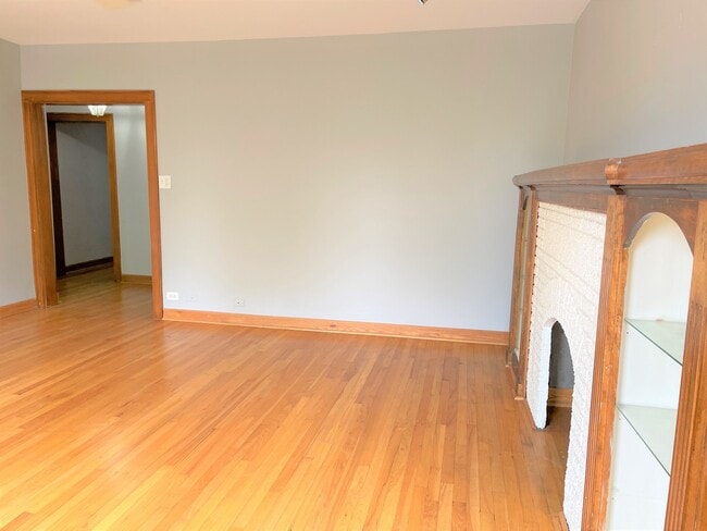 Foto del edificio - 3722 W Wilson Ave