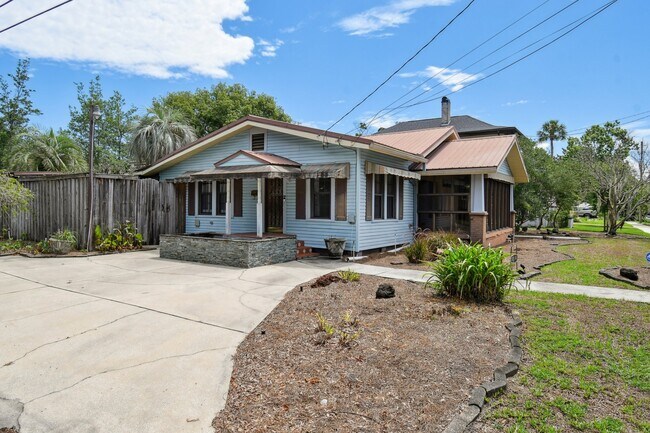 Foto del edificio - 4259 Irvington Ave