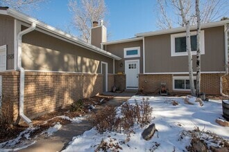 Building Photo - 2624 Dunbar Ave
