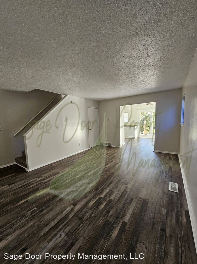 Building Photo - 2 br, 1 bath House - 8800 James A Reed