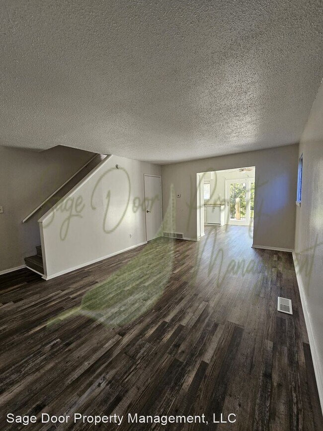 Foto del edificio - 2 br, 1 bath House - 8800 James A Reed