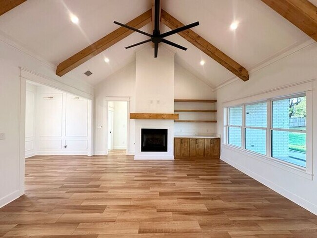 Building Photo - Stunning 3/2.5/2 in LISD! Tour Today!