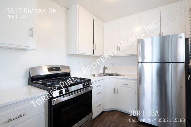 Foto del edificio - 3817 Riviera Dr