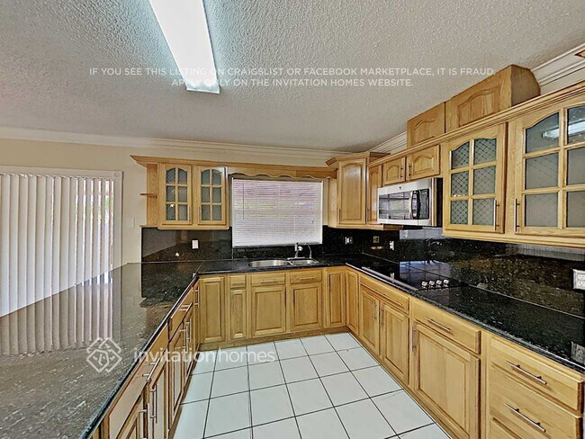 Foto del edificio - 15189 SW 59th St