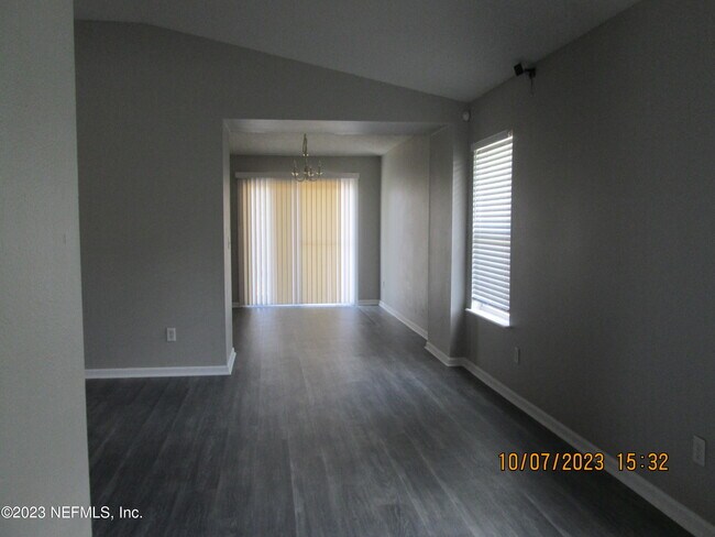 Building Photo - 9601 Hazel Lake Dr