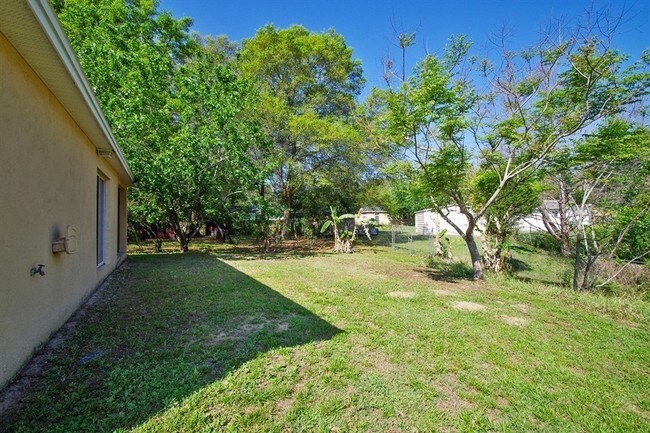 Building Photo - 5171 Mustang Way