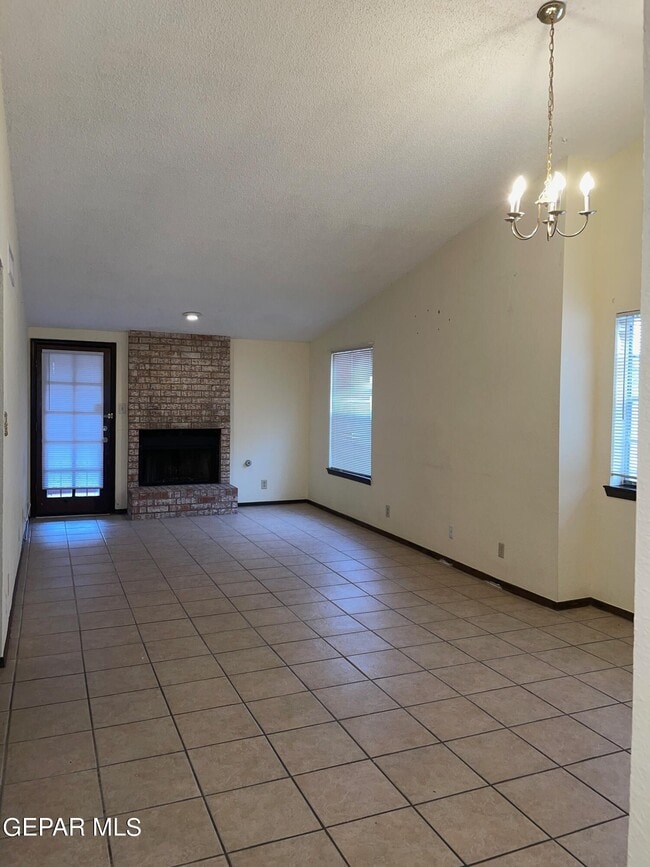 Building Photo - 1504 Monte Sanders Ln