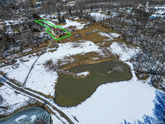 Building Photo - 16 Forino Ln