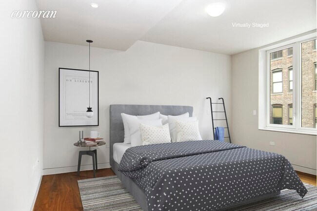 Building Photo - 151 W 21st St