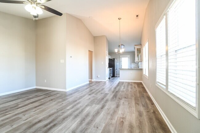 Foto del edificio - 1007 Kansas City Dr