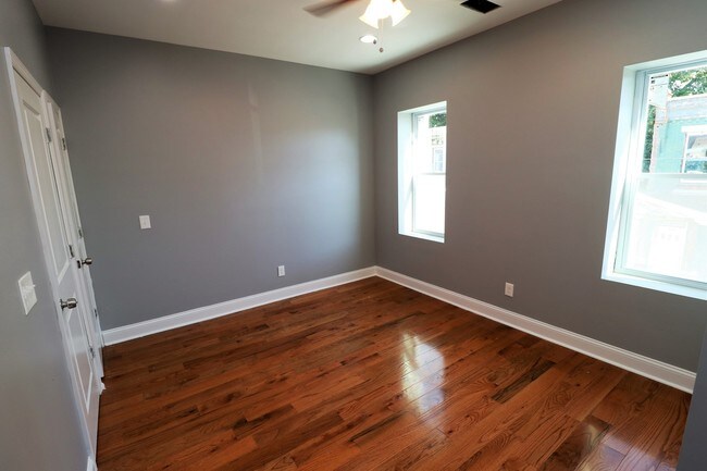 Building Photo - 1508 N Myrtlewood St
