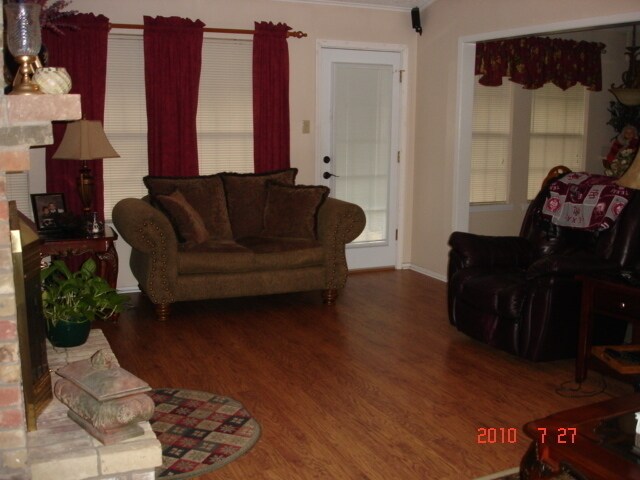 Building Photo - 904 N Tyler