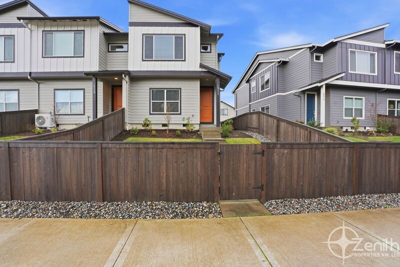 Photo - 18212 NE 47th Ave.