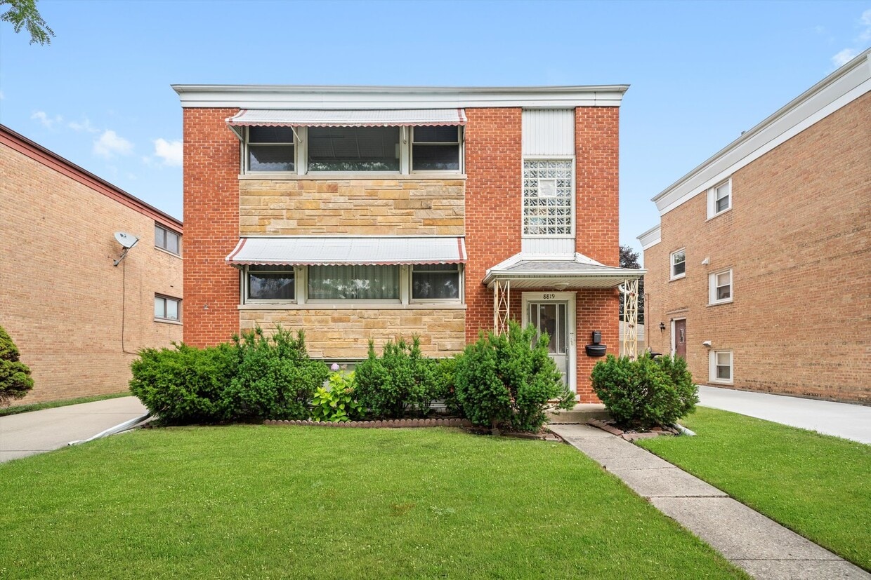 Foto principal - 8819 N Wisner St