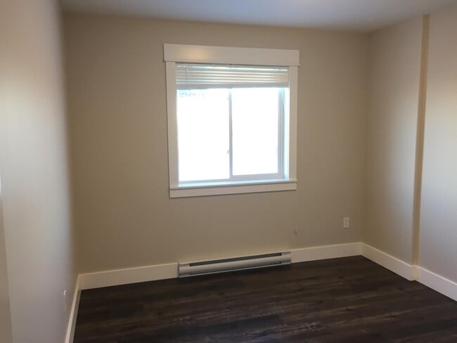 Building Photo - 8803-8874 74 St