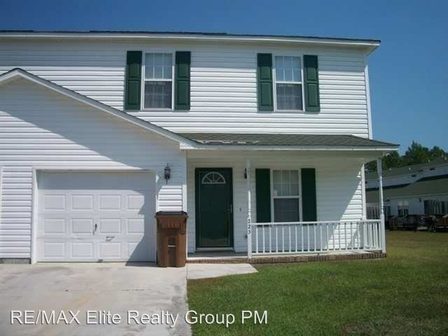 Primary Photo - 2 br, 2.5 bath House - 223 Winners Circle S