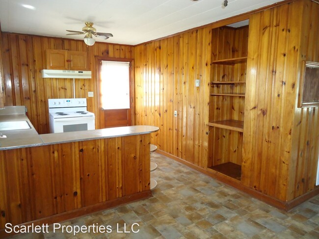 Building Photo - 3 br, 1 bath House - 5461 Highway 10