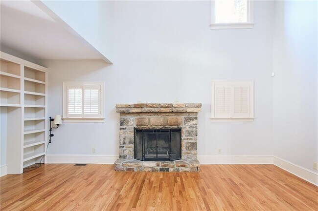 Foto del edificio - 1843 Butlers Ln