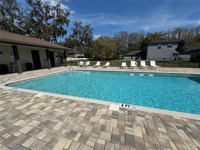 Foto del edificio - 11433 Crowne Pointe St