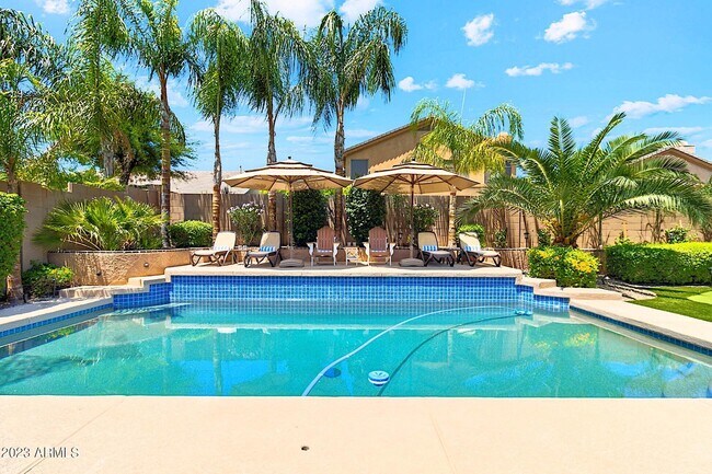 Foto del edificio - 6408 E Waltann Ln