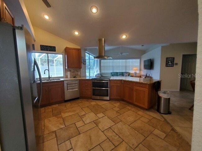 Building Photo - 25426 Arequipa Dr