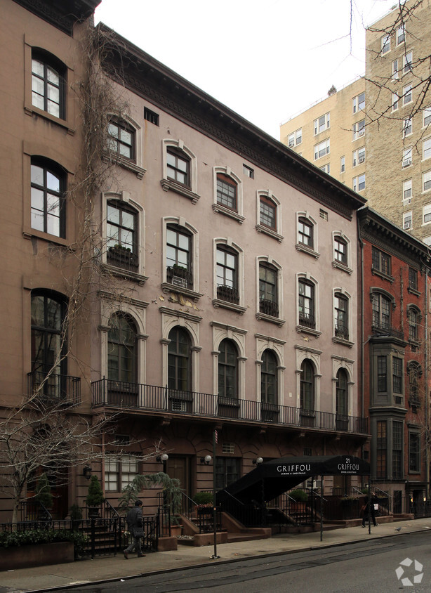Foto principal - 21 W 9th St