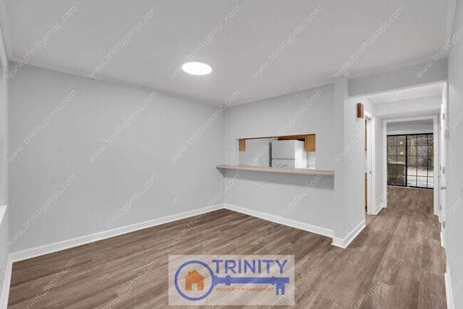 Foto del edificio - Newly updated and spacious!
