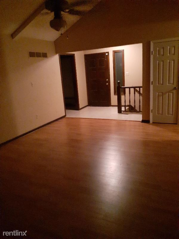 Building Photo - 3 br, 2 bath House - 2513 SW Paris Dr