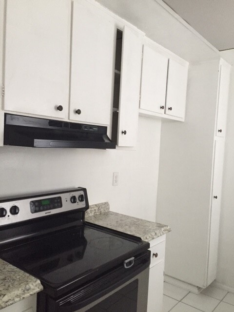 Foto del edificio - 2309 Carnegie Ln