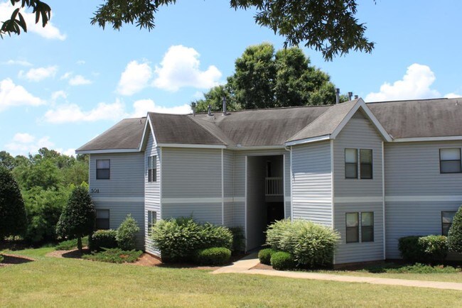 Building Photo - Shelton Knoll ApartmentsNO UNITS AT THIS TIME
