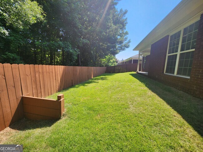 Foto del edificio - 8070 Santee Ct