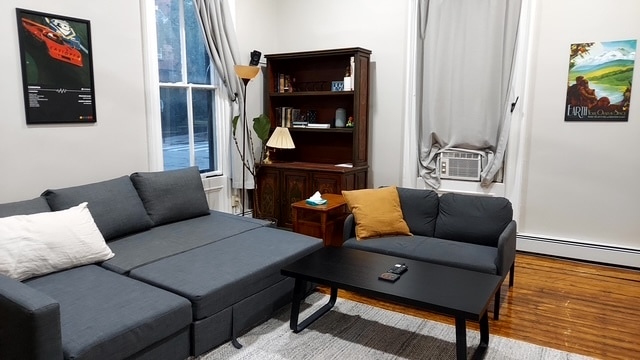 Foto del edificio - 180 Bowen St