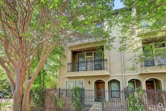 Building Photo - 6134 Hamman St