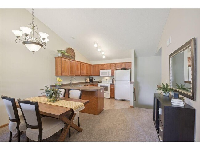 Foto del edificio - 1660 Lakeridge Way