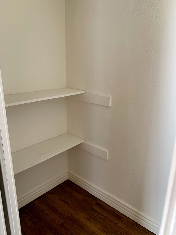 Foto del edificio - 7964 Fountain Ave