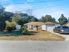 Building Photo - 115 Christopher Dr