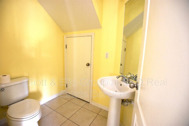 Building Photo - 5457 Quarry Rock Rd