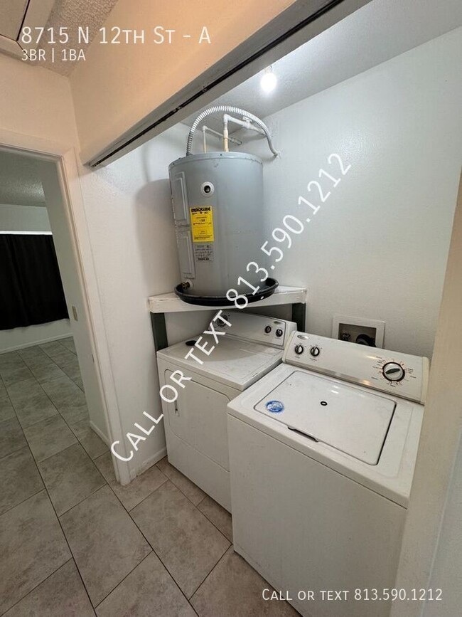Foto del edificio - 8715 N 12th St