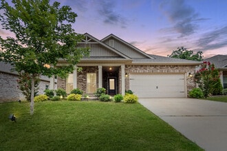 Building Photo - 173 Heritage Brook Dr