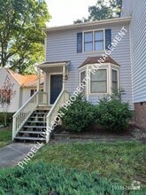 Building Photo - 6680 English Ivy Ln