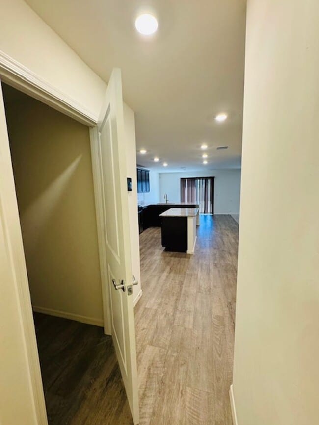 Building Photo - Northwest/ Marana- 5 Bedroom/ 3 Bathroom h...