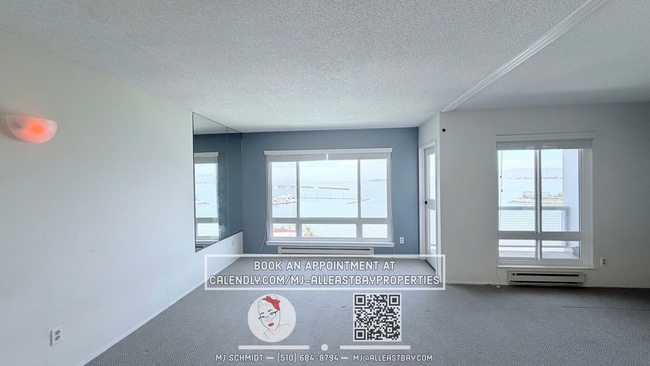 Building Photo - 1BD/1BA in Emeryville, Features stunning marina views! Amenities, water, garbage, and 1 parking s...