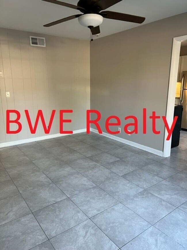 Foto del edificio - Charming 1-Bedroom Condo In Franklin, TN 37064