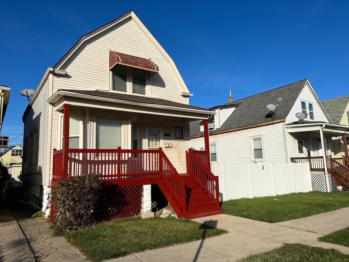Primary Photo - 1248 W 73rd Pl